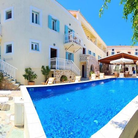ספצס Kastro Hotel מראה חיצוני תמונה