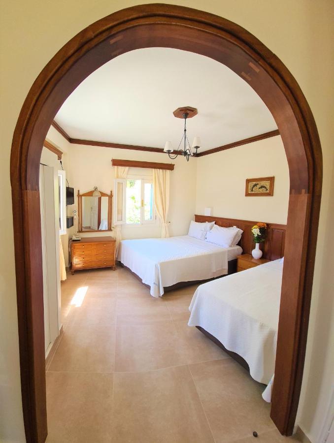 ספצס Kastro Hotel חדר תמונה