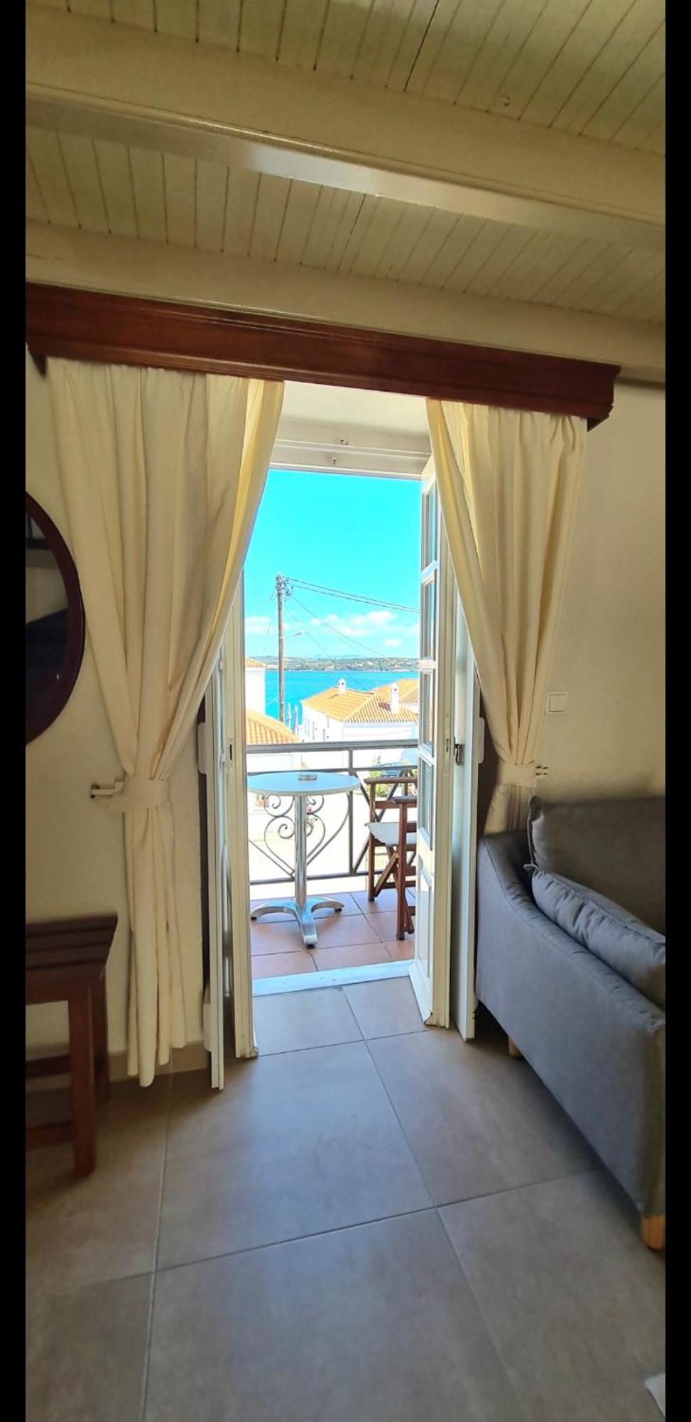 ספצס Kastro Hotel חדר תמונה